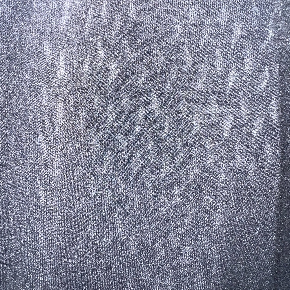 Lululemon - Picture 3 of 5